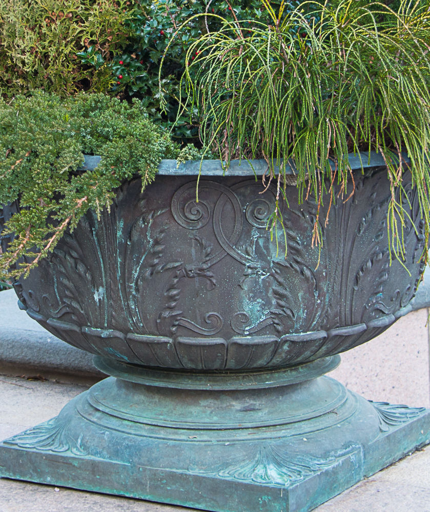 Antique pot